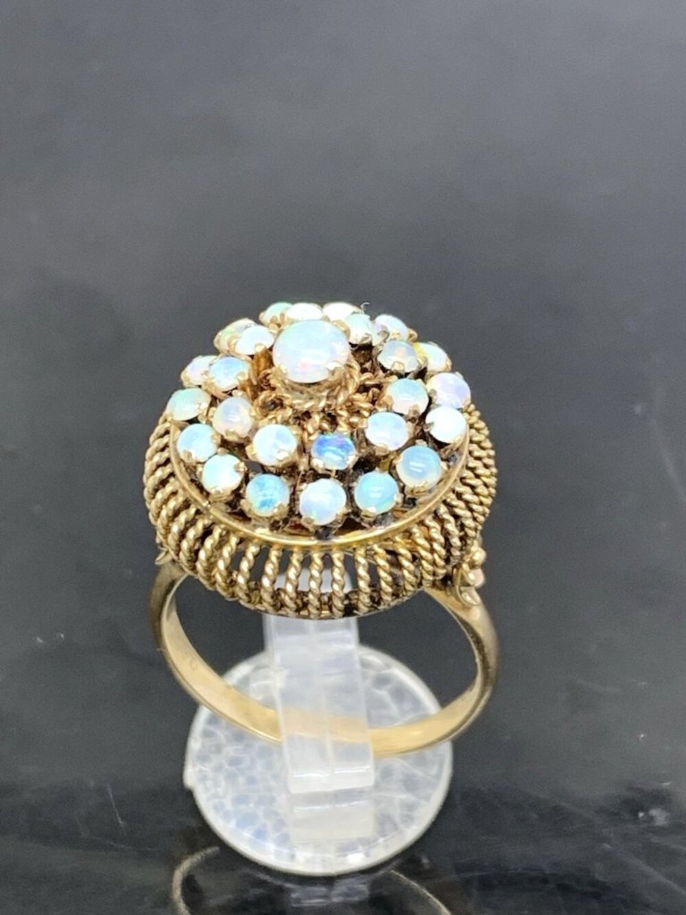 White Opal Cocktail Cluster Women's Ring 14k Yellow Gold Estate Jewelry Size 7.5 - Picture 5 of 16